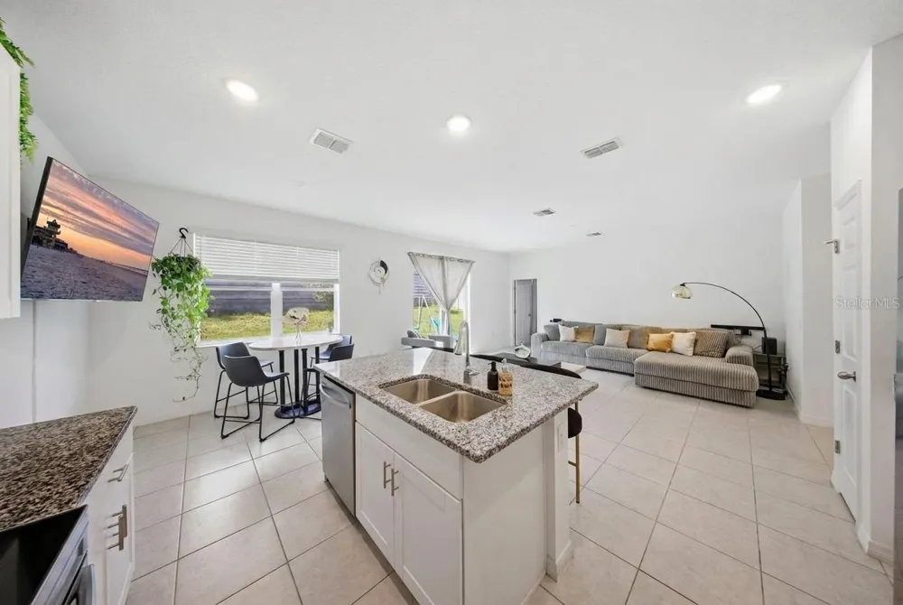 788 RICHMOND ESTATE AVENUE Haines City, FL 33844