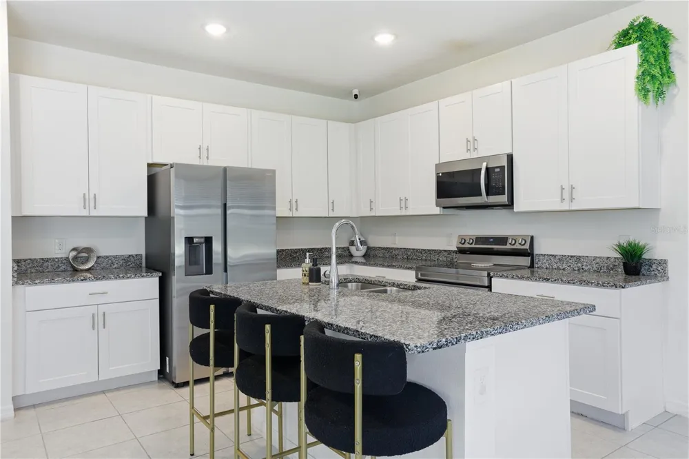 788 RICHMOND ESTATE AVENUE Haines City, FL 33844