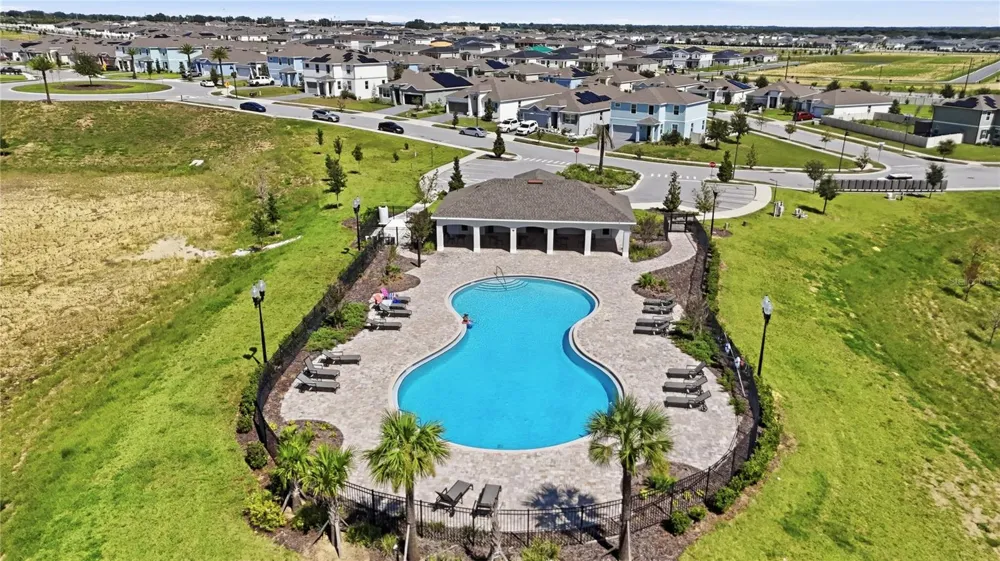 788 RICHMOND ESTATE AVENUE Haines City, FL 33844