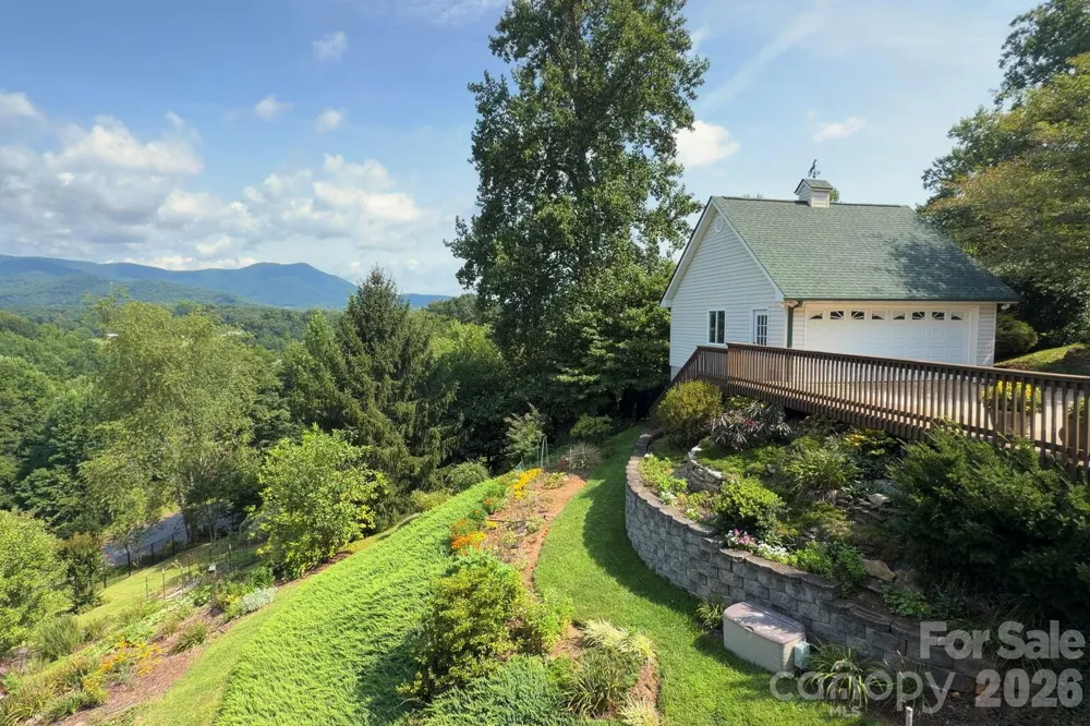92 S Lindon Cove Road Candler, NC 28715