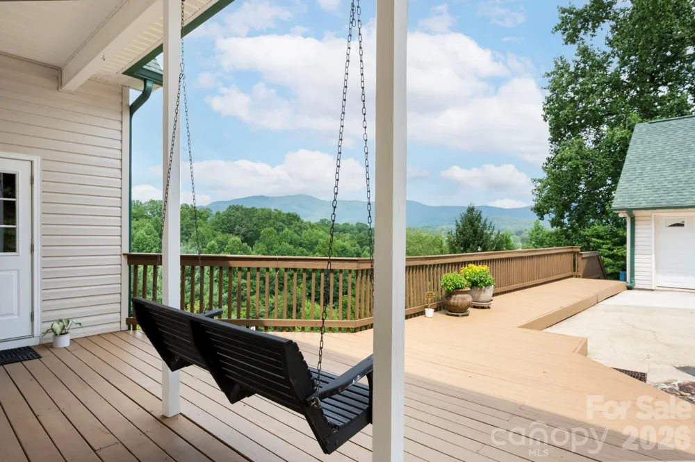 92 S Lindon Cove Road Candler, NC 28715