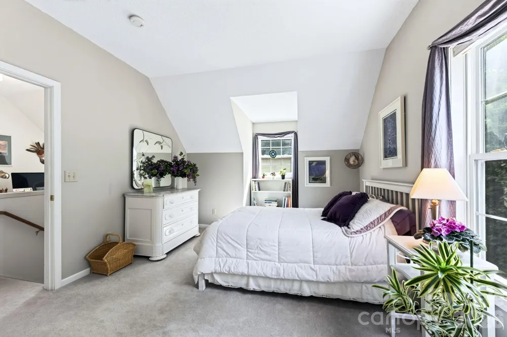 92 S Lindon Cove Road Candler, NC 28715