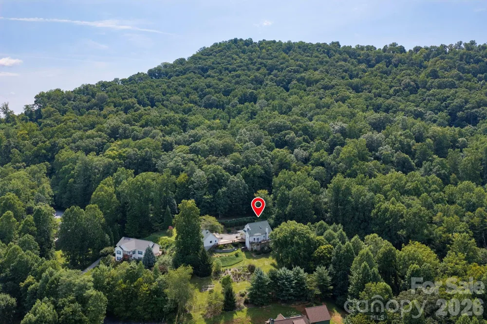 92 S Lindon Cove Road Candler, NC 28715