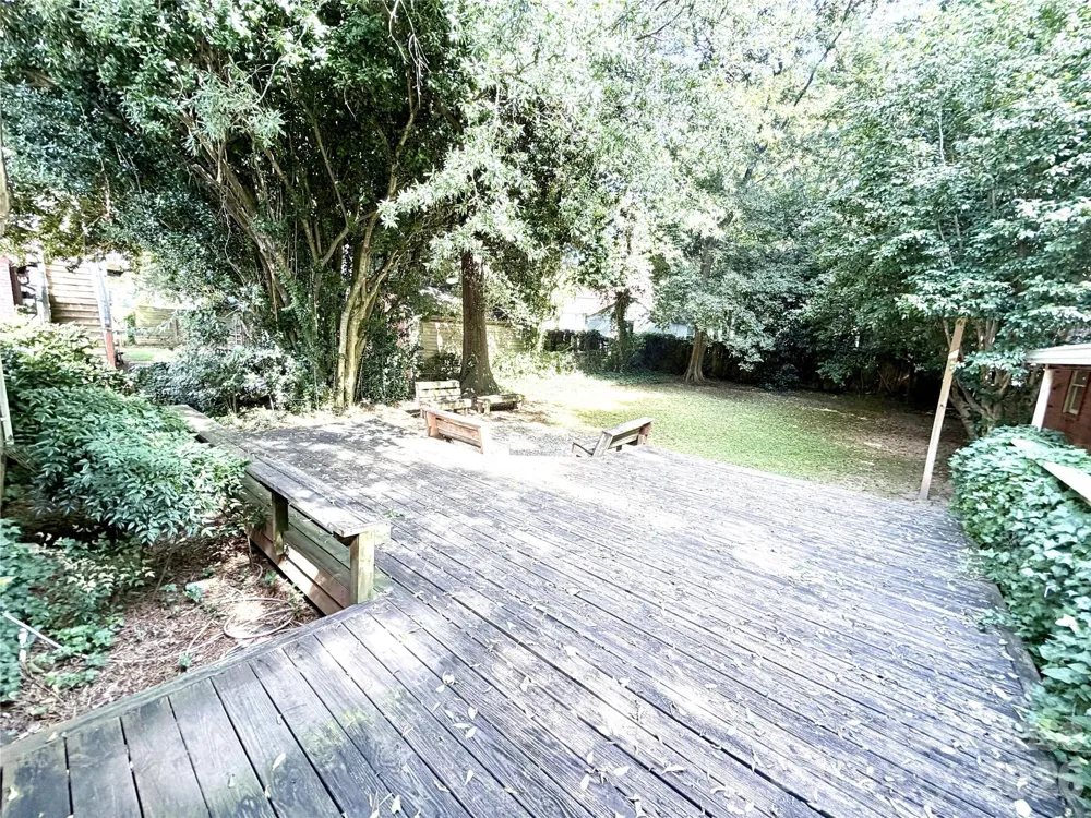 2537 Cranbrook Lane Charlotte, NC 28207