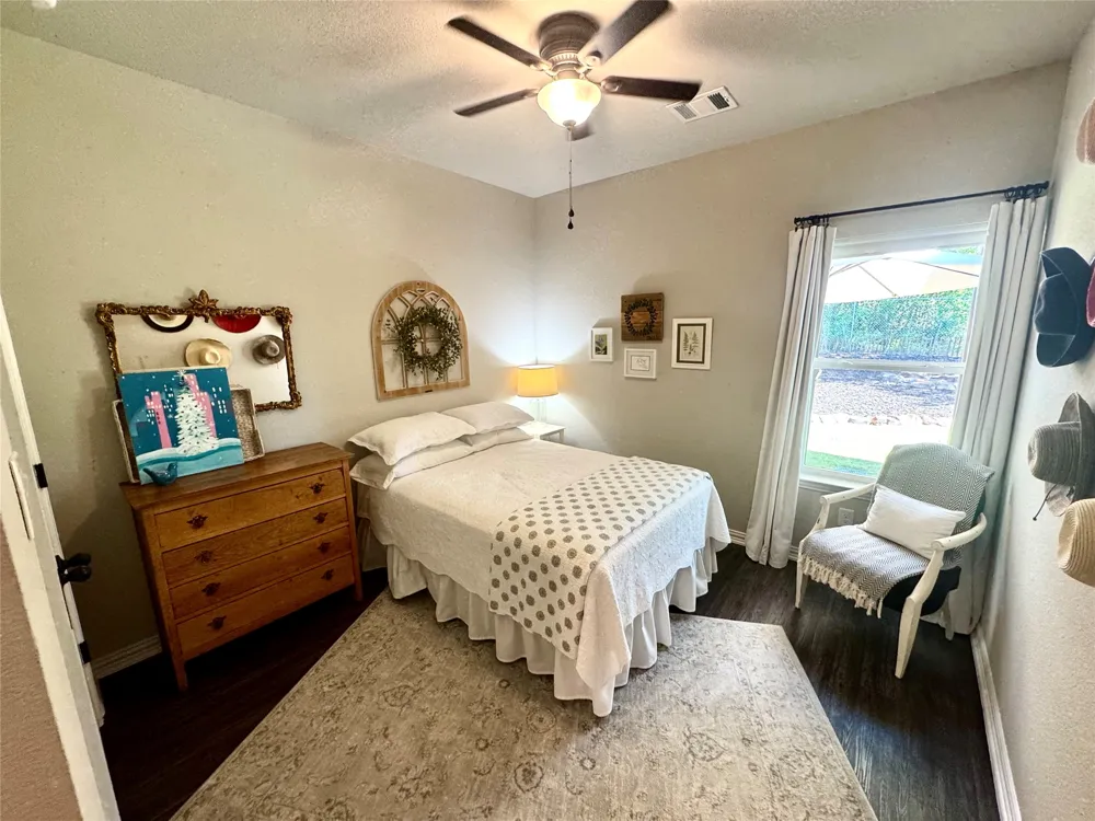 216 Skiff Drive Gun Barrel City, TX 75156