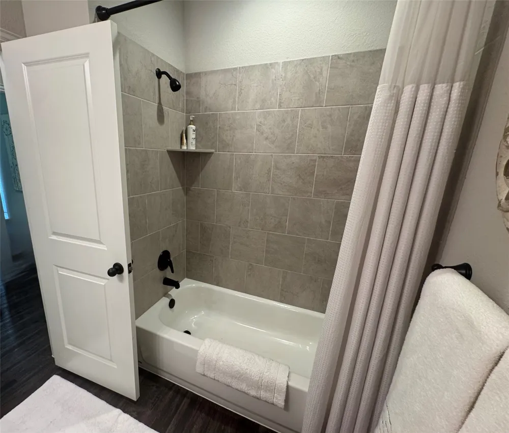 216 Skiff Drive Gun Barrel City, TX 75156