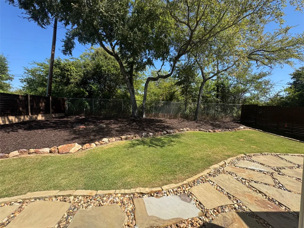 216 Skiff Drive Gun Barrel City, TX 75156