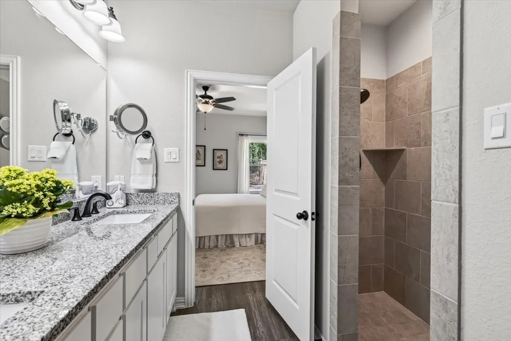 216 Skiff Drive Gun Barrel City, TX 75156