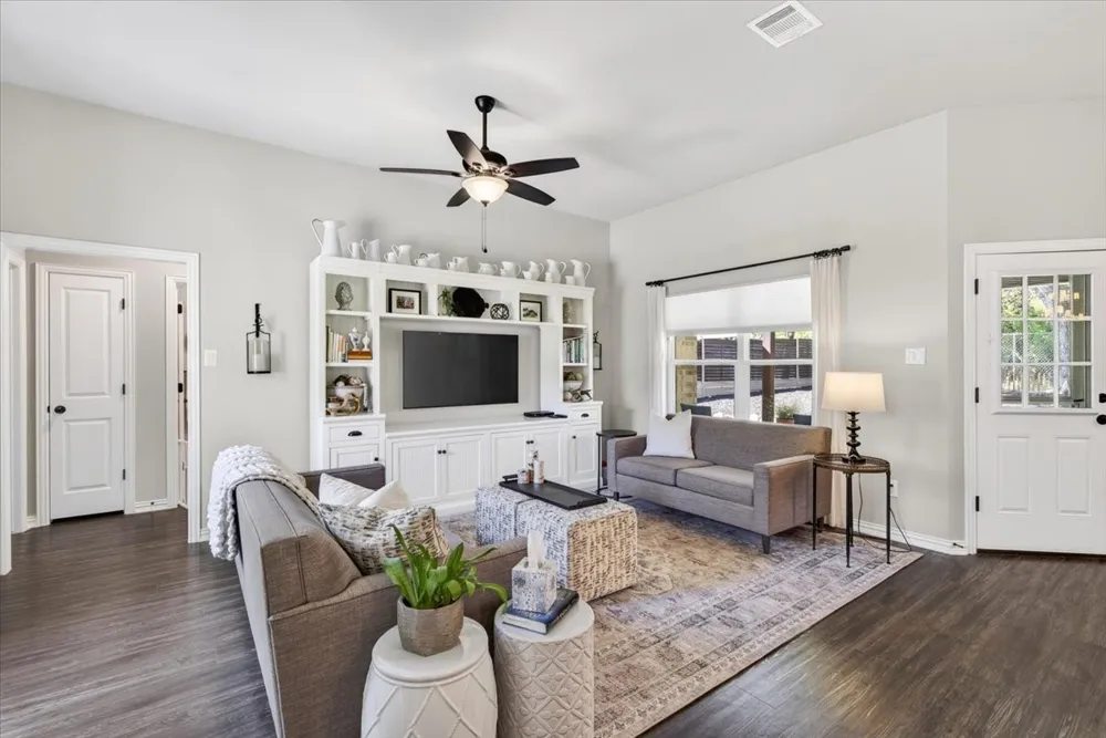 216 Skiff Drive Gun Barrel City, TX 75156