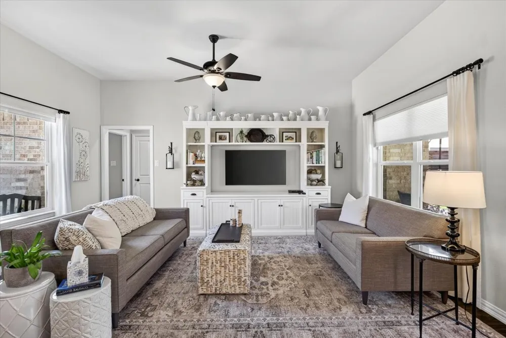 216 Skiff Drive Gun Barrel City, TX 75156