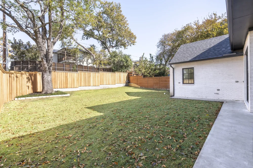 6903 La Vista Drive Dallas, TX 75214