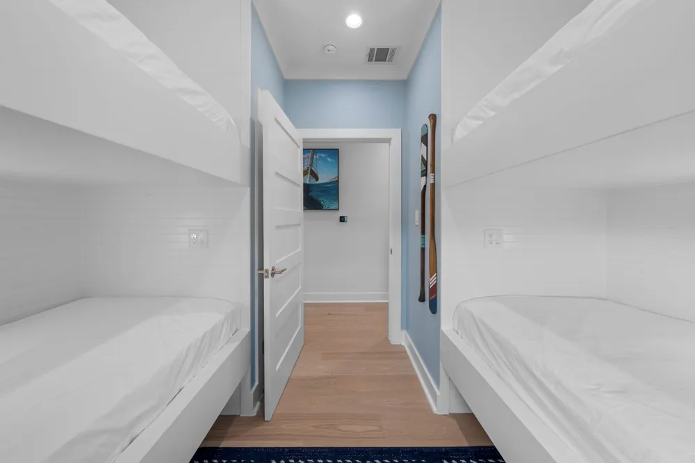 817 Flip Flop Way Crystal Beach, TX 77650
