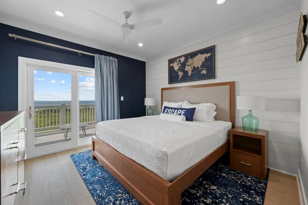 805 Bikini Street Crystal Beach, TX 77650