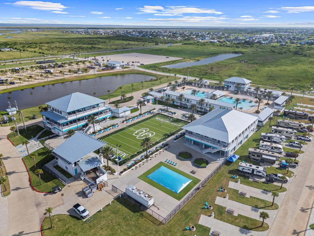 805 Bikini Street Crystal Beach, TX 77650