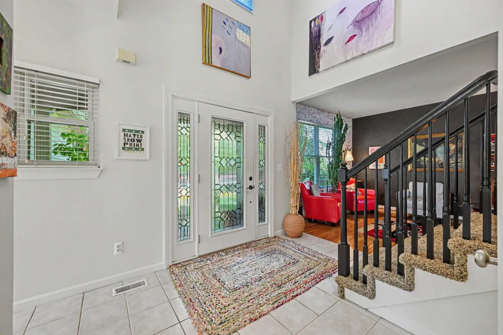 3215 Fenview Drive Ann Arbor, MI 48108