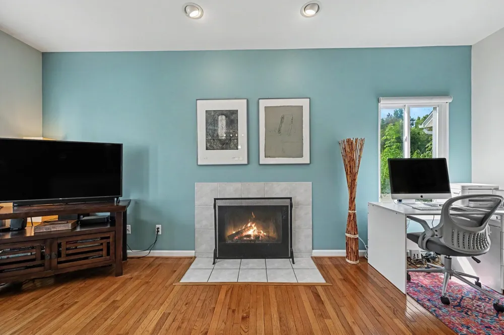 3215 Fenview Drive Ann Arbor, MI 48108