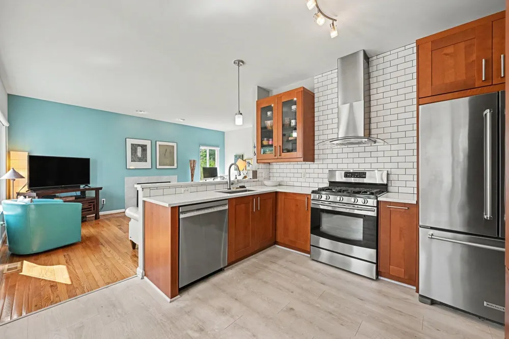 3215 Fenview Drive Ann Arbor, MI 48108