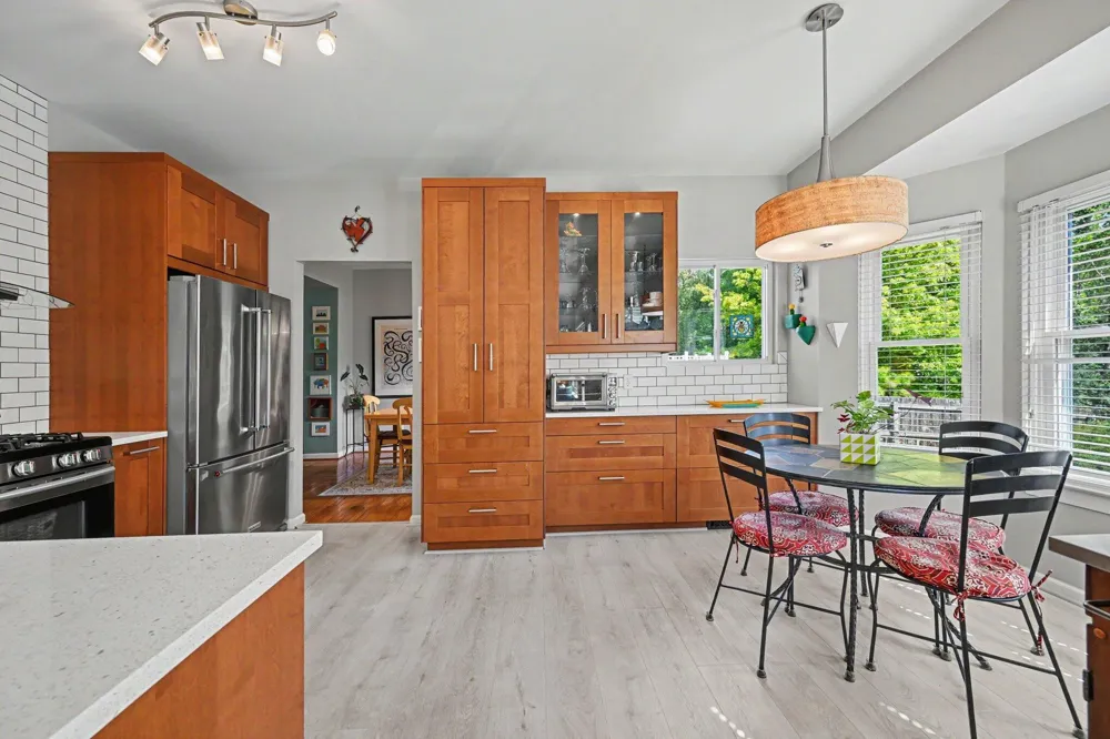 3215 Fenview Drive Ann Arbor, MI 48108