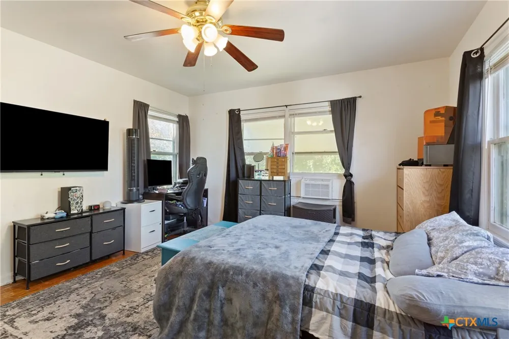2301 Herrington Street Belton, TX 76513