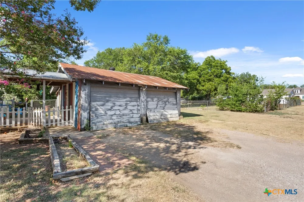 2301 Herrington Street Belton, TX 76513