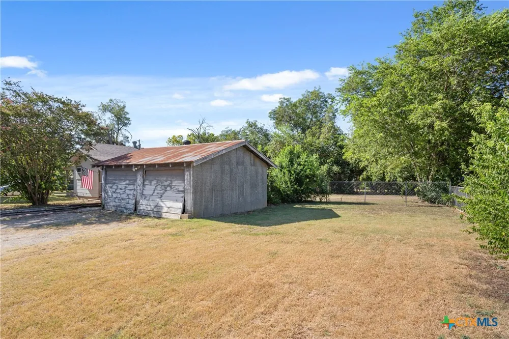 2301 Herrington Street Belton, TX 76513