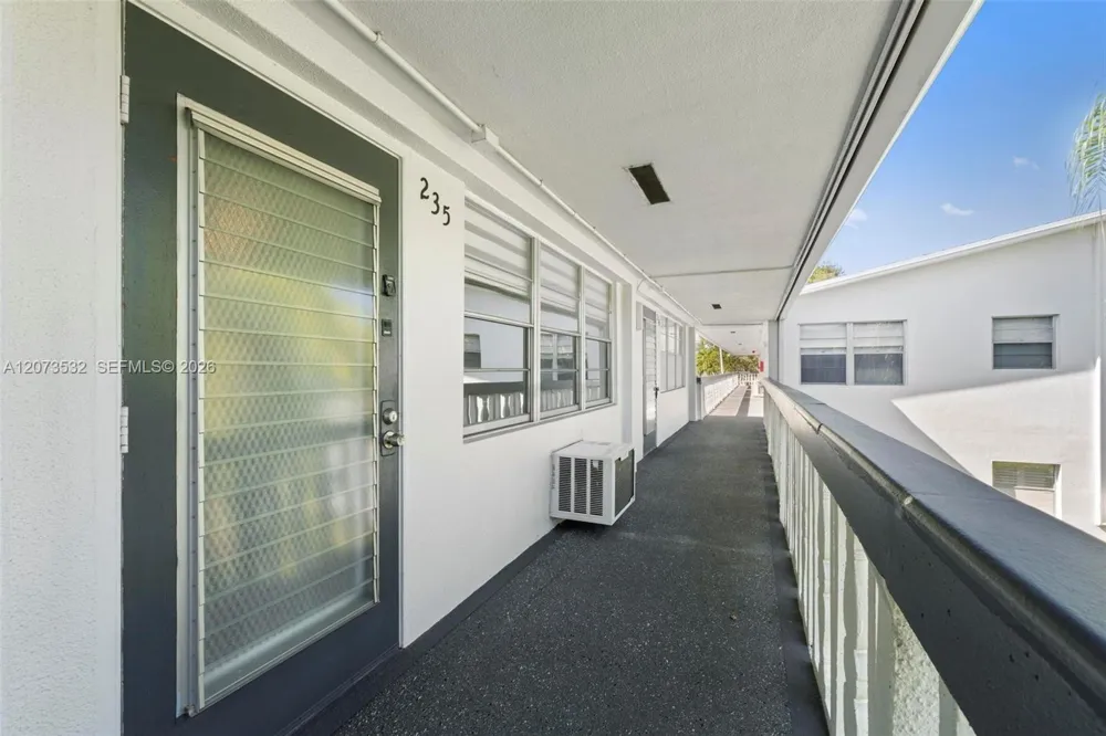 235 Prescott L #235 Deerfield Beach, FL 33442