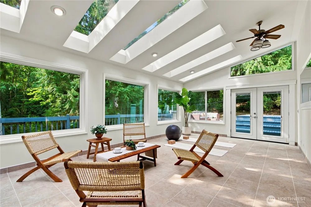 2022 227th Avenue NE Sammamish, WA 98074