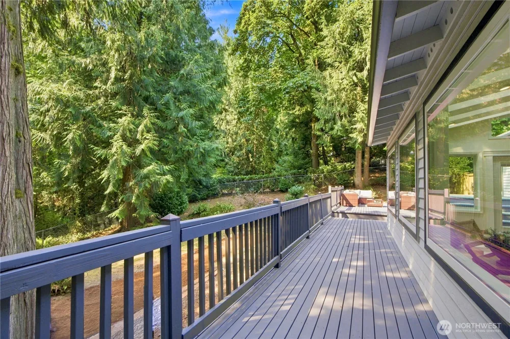2022 227th Avenue NE Sammamish, WA 98074