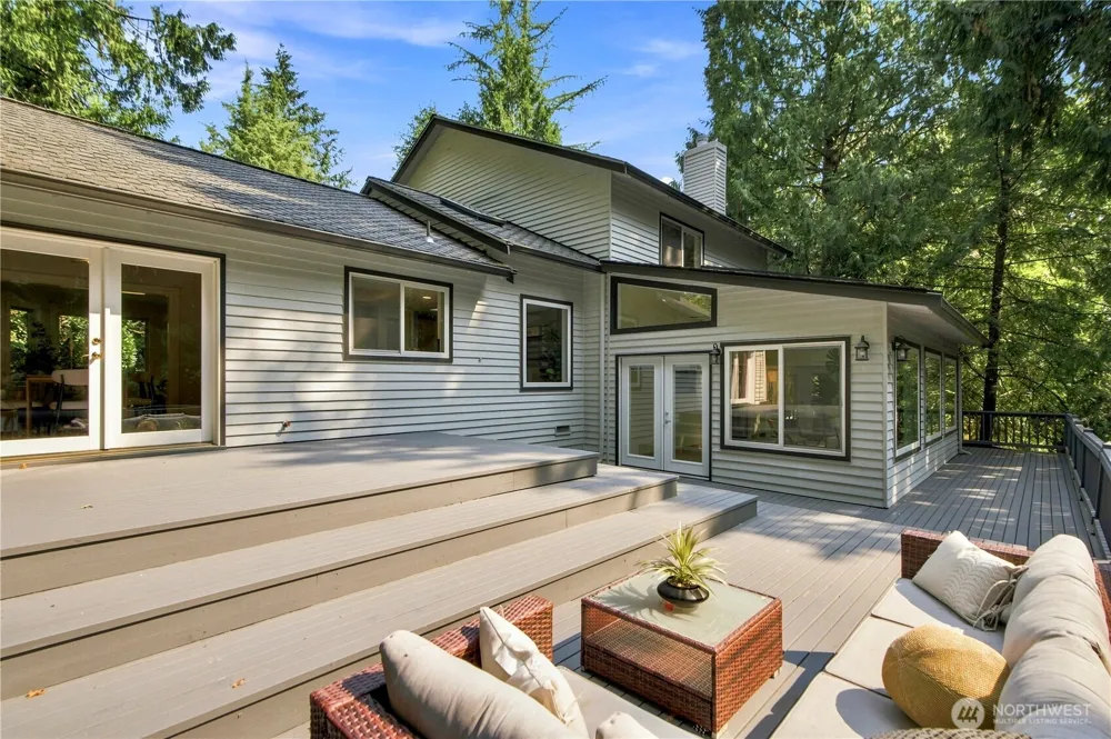 2022 227th Avenue NE Sammamish, WA 98074