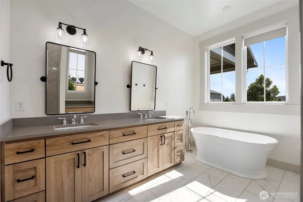 10171 Rd 5.7 NE Moses Lake, WA 98837