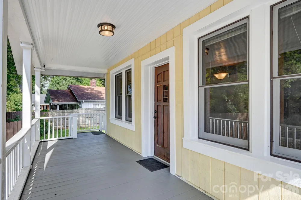 376 Fairview Road Asheville, NC 28803