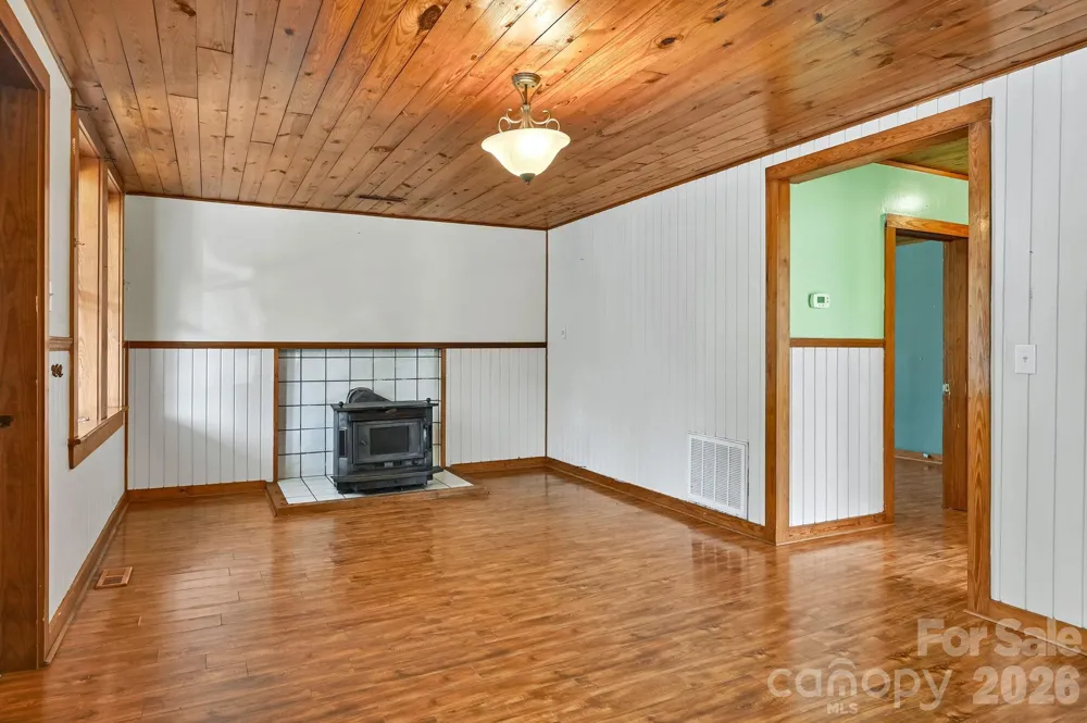 376 Fairview Road Asheville, NC 28803