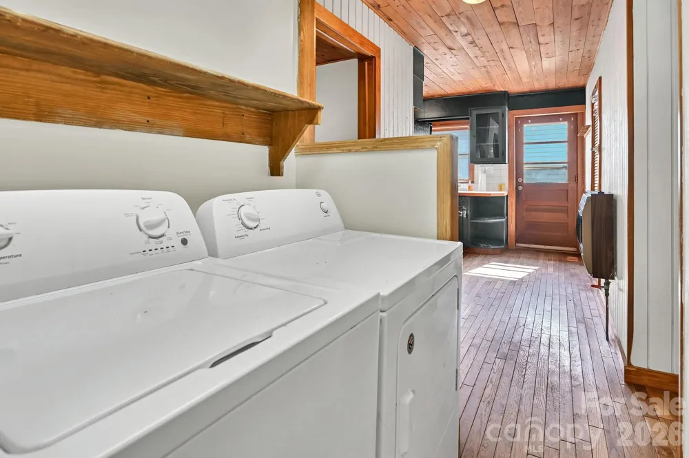 376 Fairview Road Asheville, NC 28803