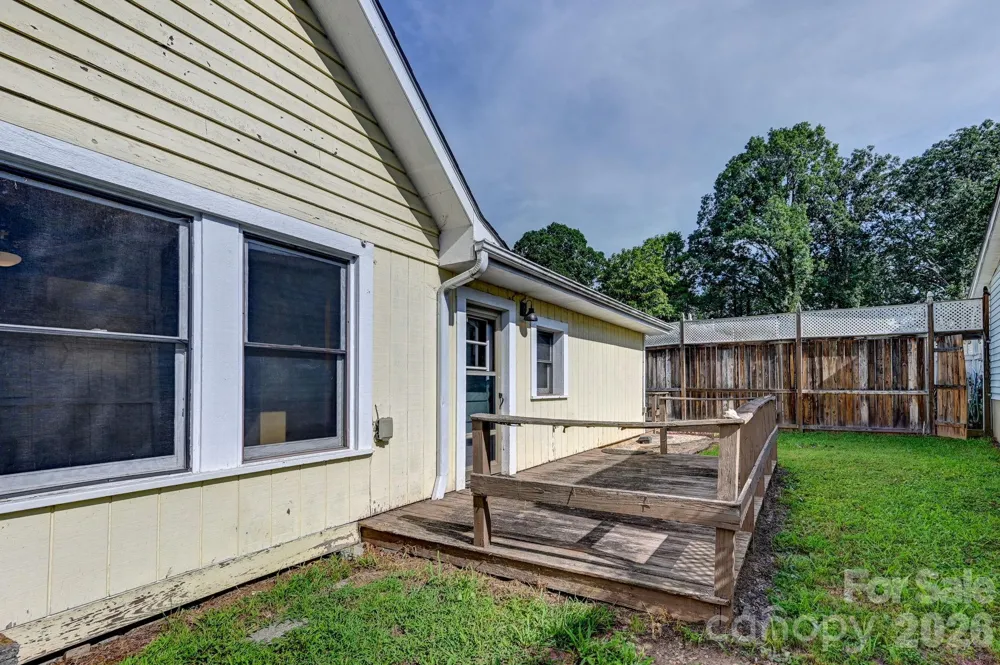 376 Fairview Road Asheville, NC 28803
