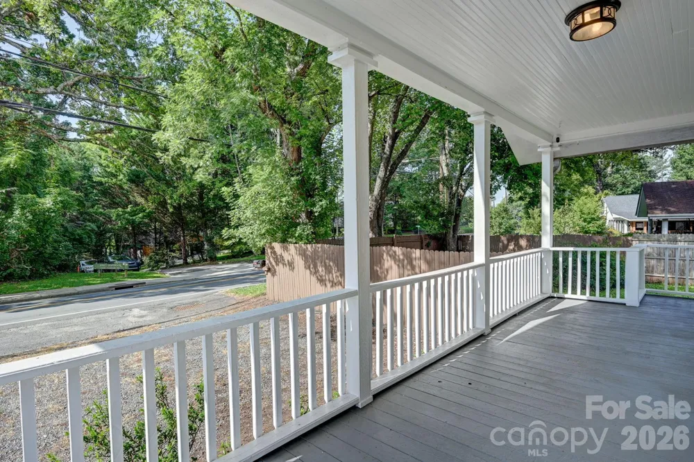 376 Fairview Road Asheville, NC 28803