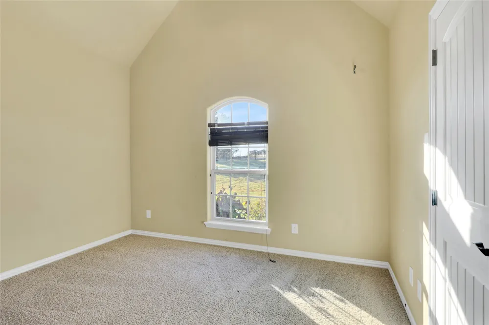 694 Jennings Lane Azle, TX 76020
