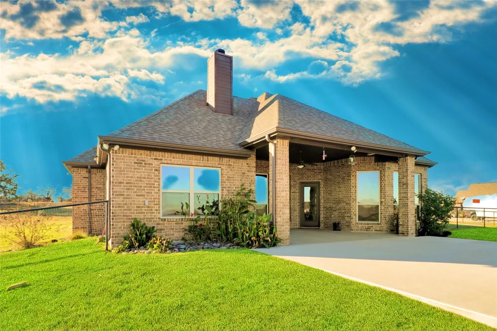 694 Jennings Lane Azle, TX 76020