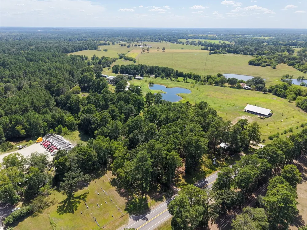 188 State Highway 150 New Waverly, TX 77358