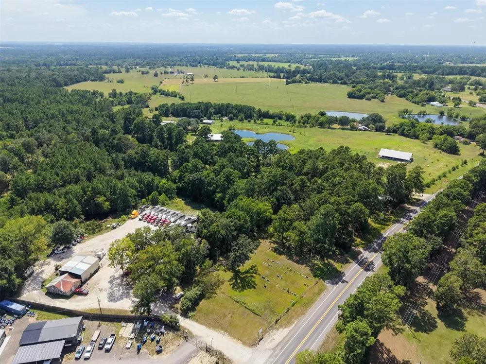 188 State Highway 150 New Waverly, TX 77358