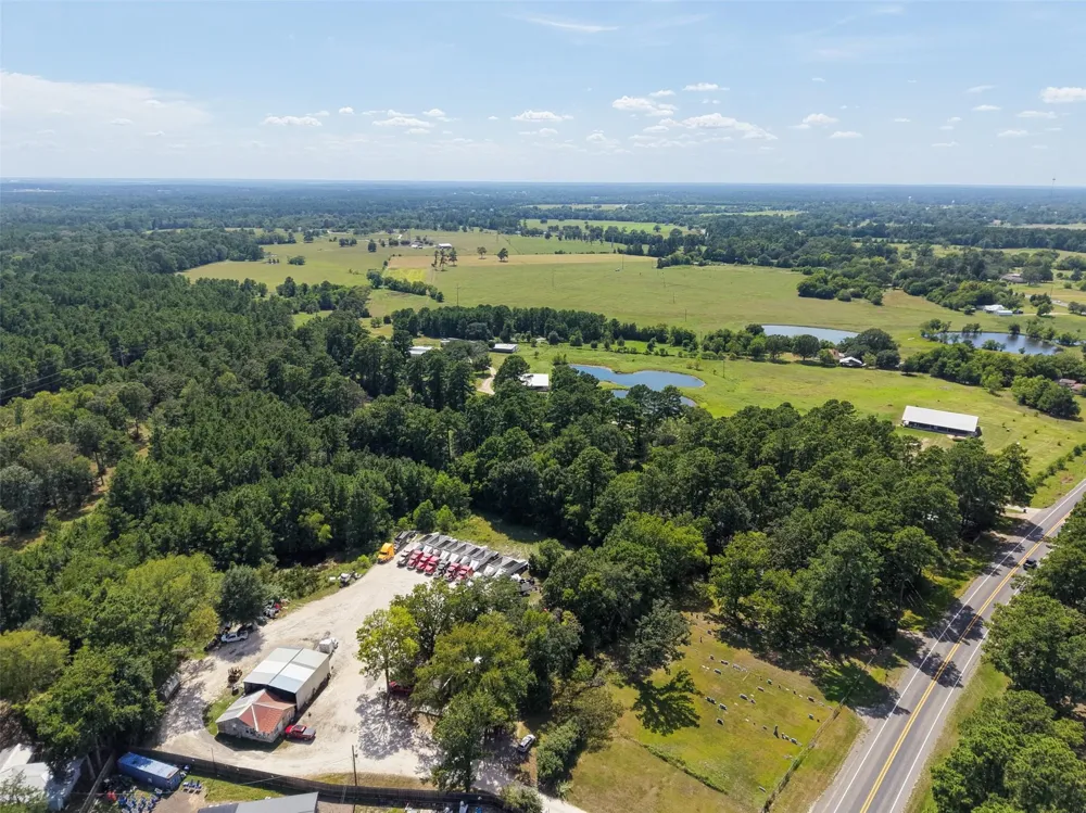 188 State Highway 150 New Waverly, TX 77358