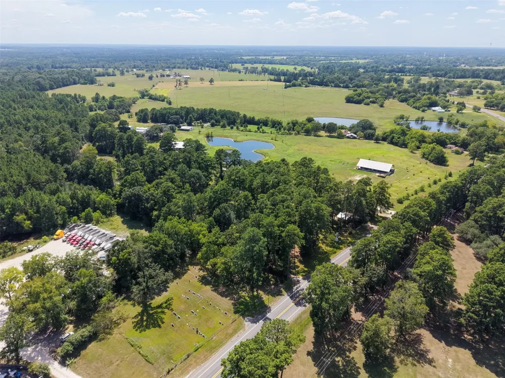 188 State Highway 150 New Waverly, TX 77358