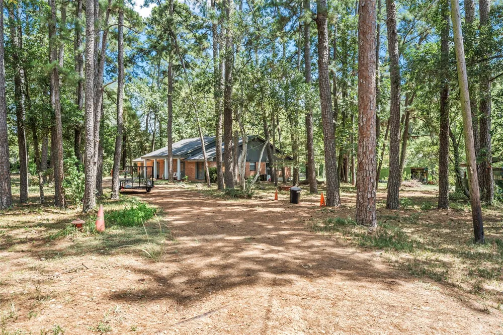 188 State Highway 150 New Waverly, TX 77358