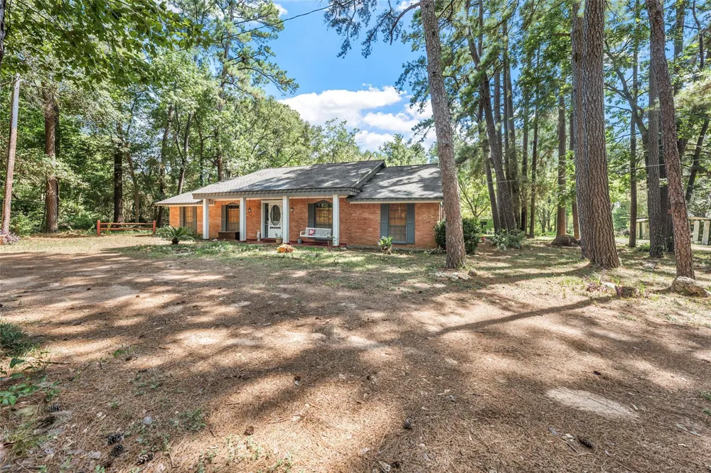 188 State Highway 150 New Waverly, TX 77358