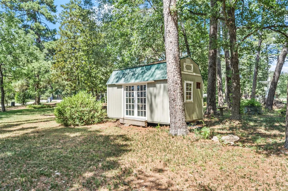 188 State Highway 150 New Waverly, TX 77358