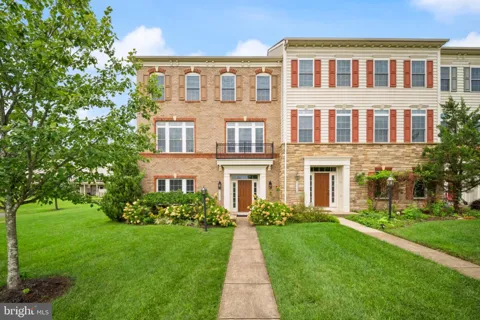 42532 ROWDERBURY SQUARE