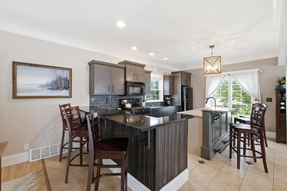 205 E Savidge Street Spring Lake, MI 49456
