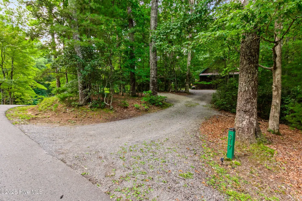 317 W Hills Drive Murphy, NC 28906