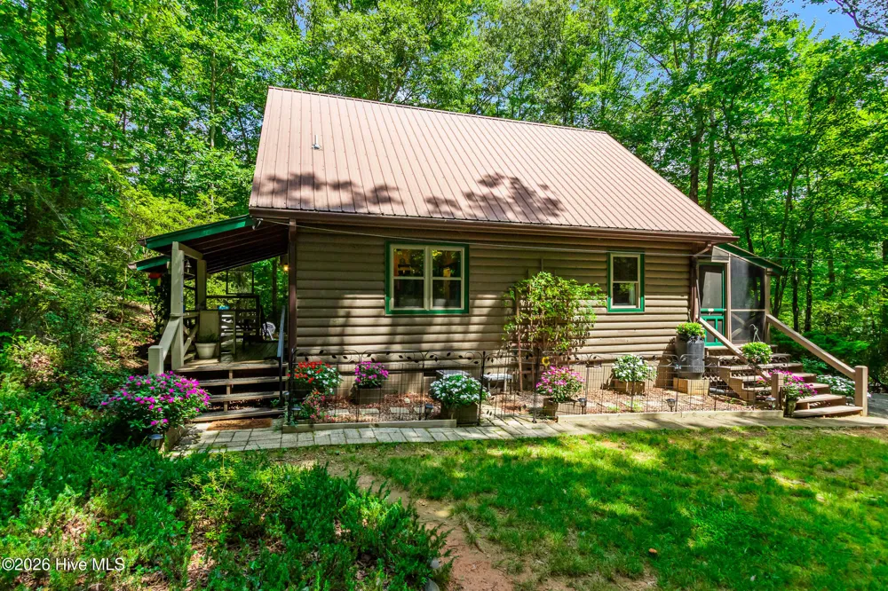 317 W Hills Drive Murphy, NC 28906