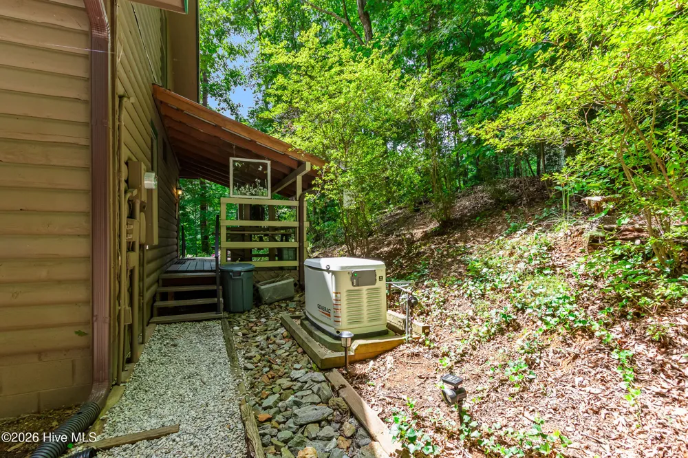 317 W Hills Drive Murphy, NC 28906