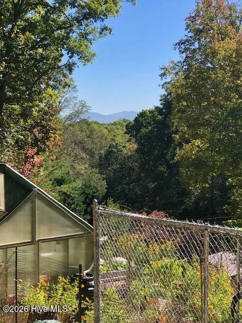 317 W Hills Drive Murphy, NC 28906